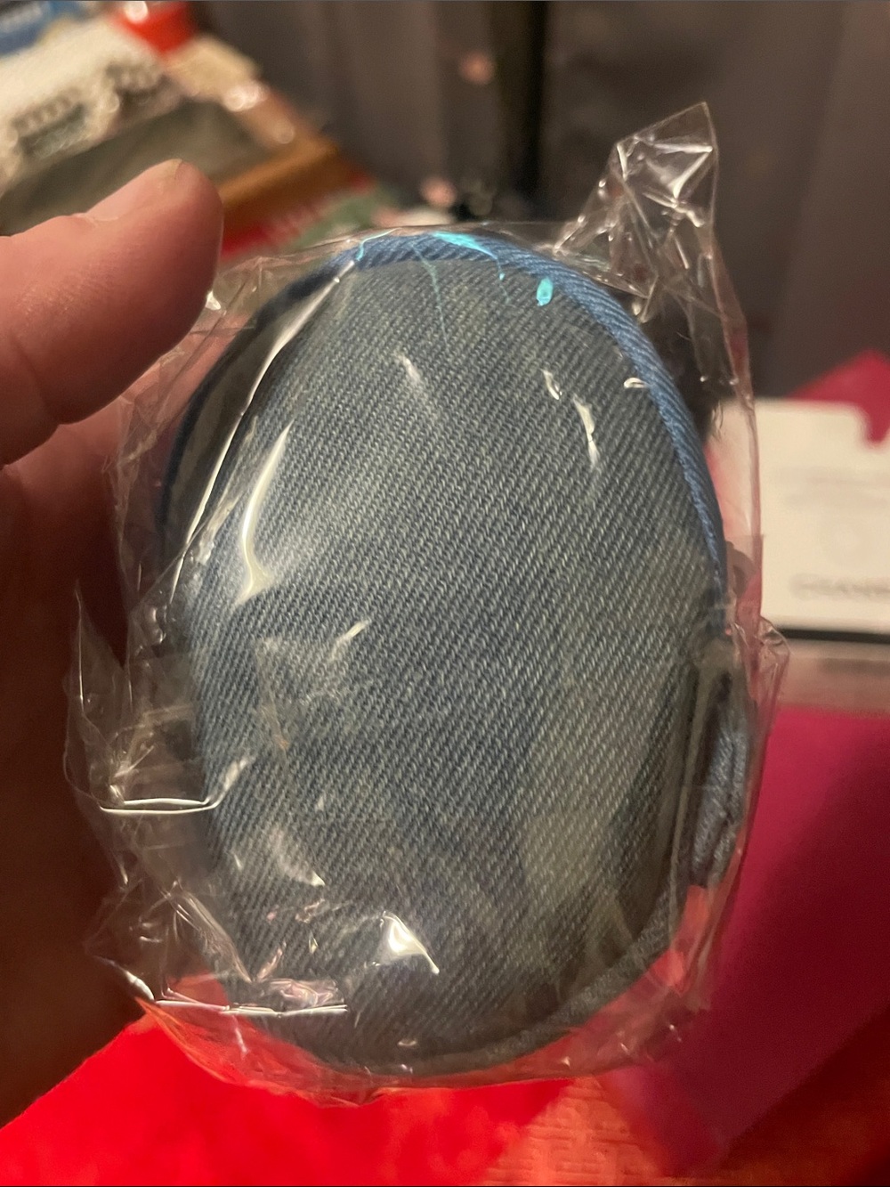 GWP La Crème Main Hand Cream with Denim Pouch in Blue & Pink - Picture 14 of 17